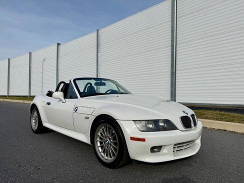 Used 2002 BMW Z3 3.0i image 2
