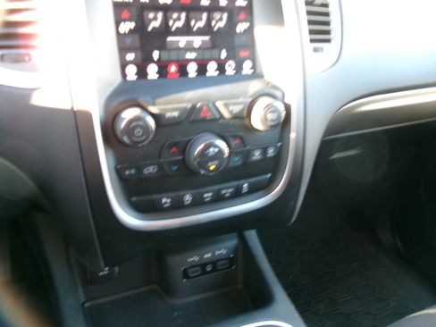 Used 2020 Dodge Durango SXT Plus image 11