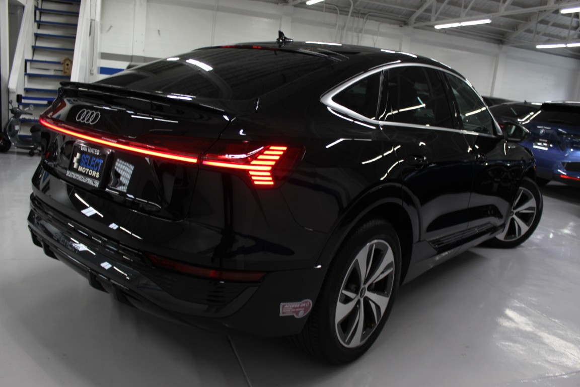 Used 2024 Audi Q8 e-tron Premium Plus Sportback AWD/4WD image 5