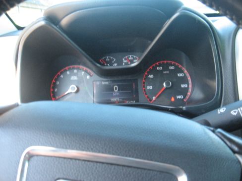 Used 2016 GMC Canyon 4x4 Crew Cab SLE image 11