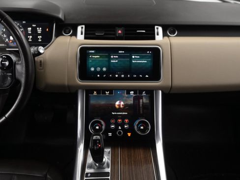 Used 2020 Land Rover Range Rover Sport HSE image 19