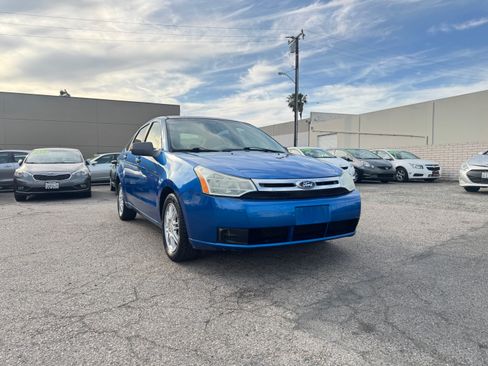 Used 2010 Ford Focus SE image 11