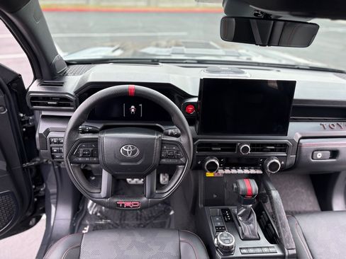 Used 2024 Toyota Tacoma TRD Pro image 23