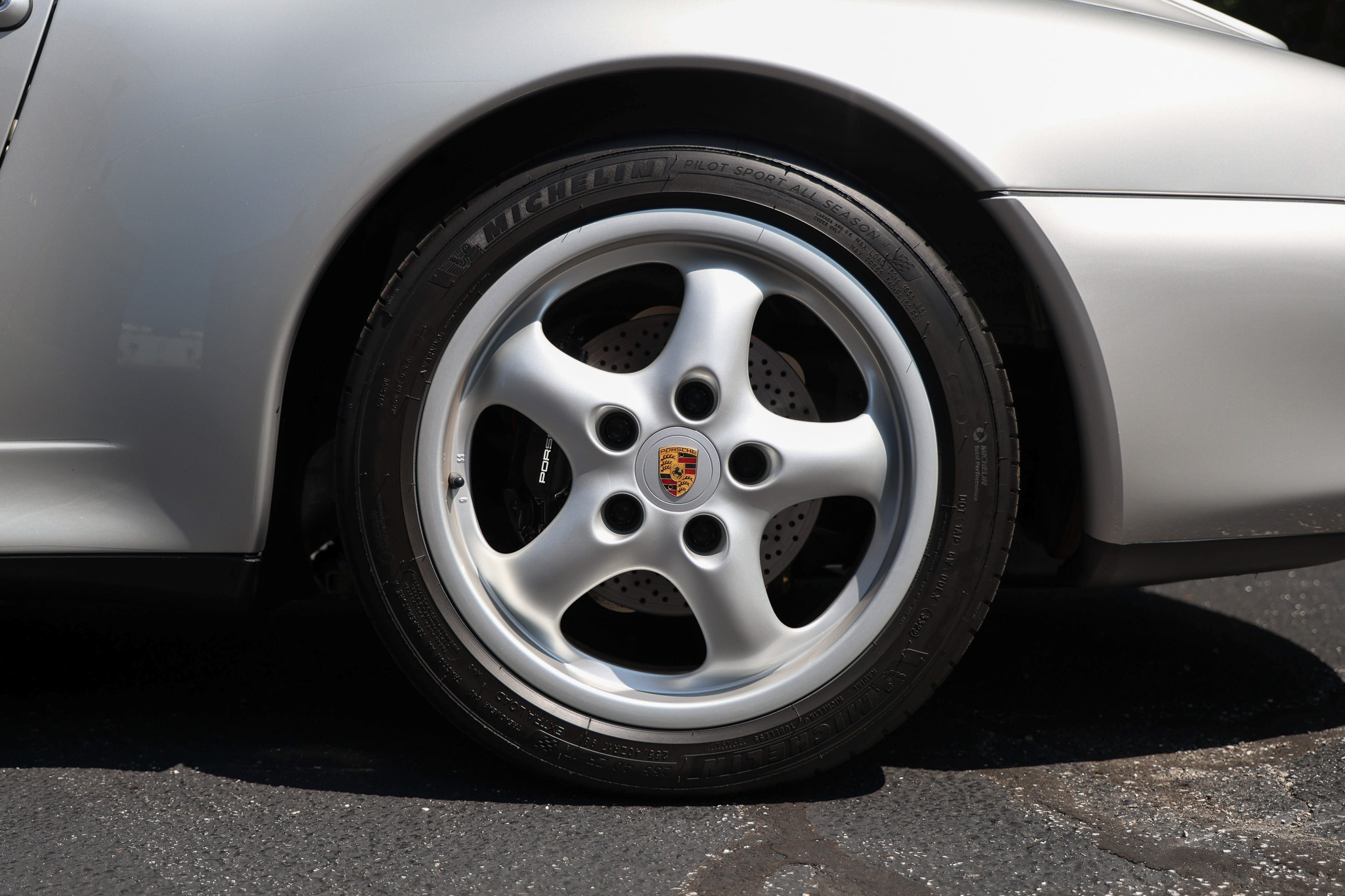 Used 1998 Porsche 911 Coupe RWD image 11