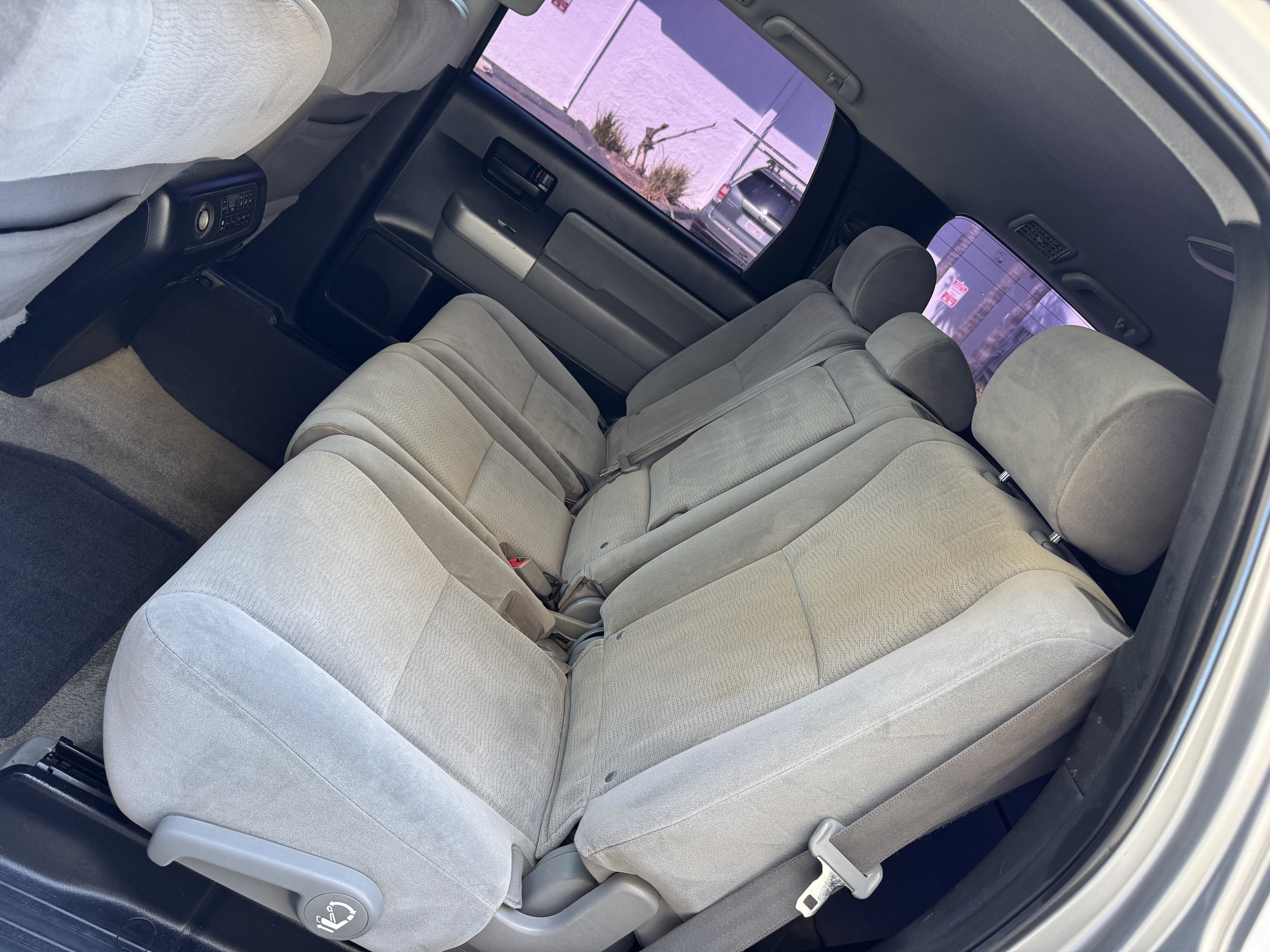 Used 2009 Toyota Sequoia SR5 RWD image 19