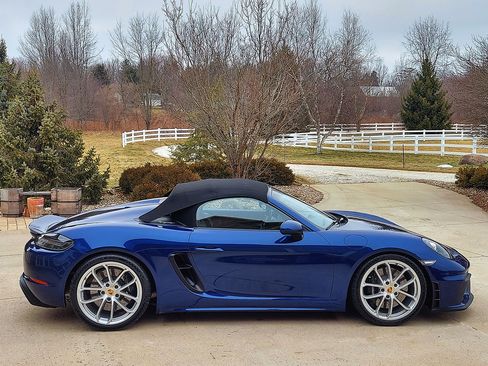 Used 2020 Porsche 718 Boxster Spyder image 6
