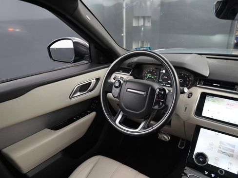 Used 2020 Land Rover Range Rover Velar R-Dynamic S image 24