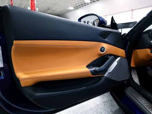Used 2020 Ferrari Portofino image 26