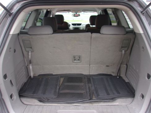Used 2014 Chevrolet Traverse FWD LS image 7
