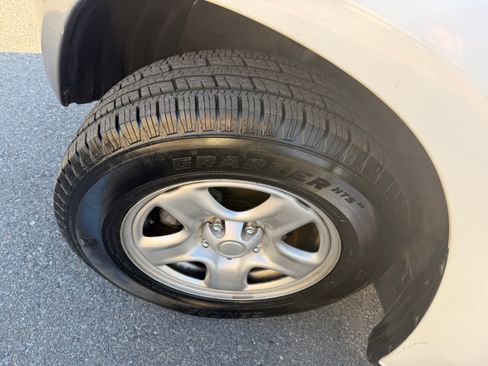 Used 2003 Toyota RAV4 2WD image 22