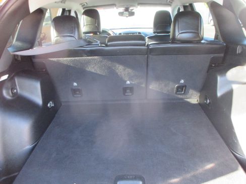 Used 2021 Jeep Cherokee 4WD Trailhawk image 15