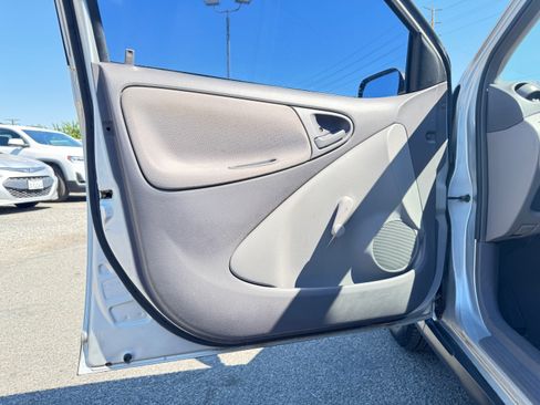 Used 2002 Toyota Echo image 25