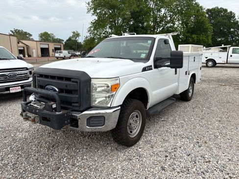Used 2016 Ford F250 AWD/4WD image 1