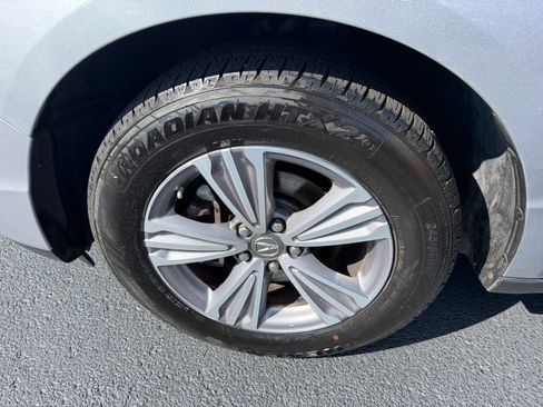 Used 2020 Acura MDX SH-AWD image 31