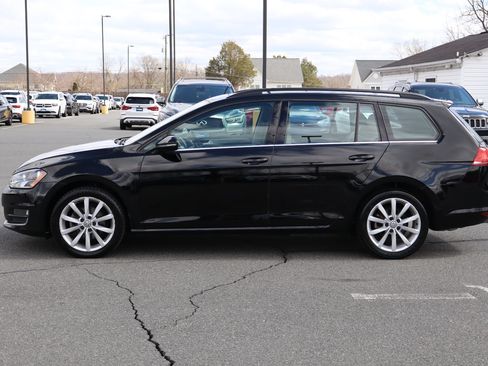 Used 2016 Volkswagen Golf SE image 5