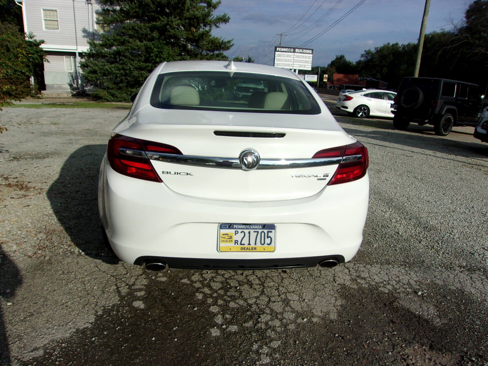 Used 2016 Buick Regal AWD image 4
