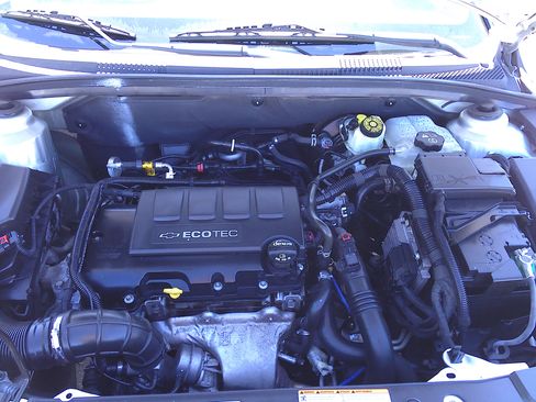 Used 2015 Chevrolet Cruze LT FWD image 37