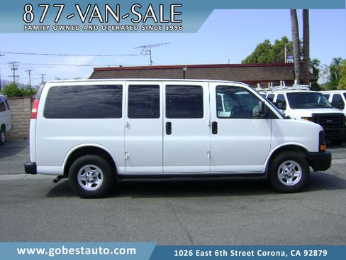 Used 2008 Chevrolet Express 1500 image 1