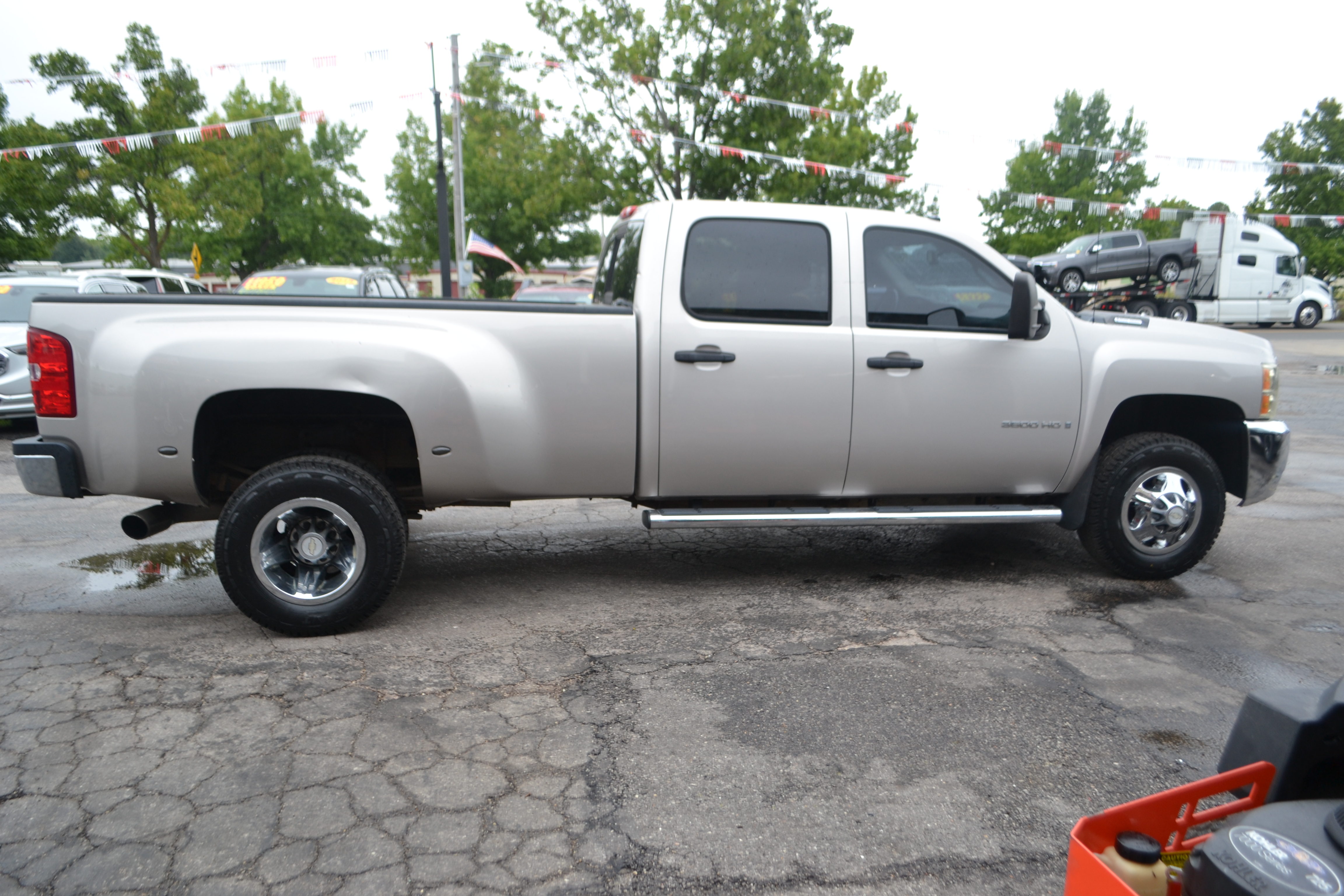 Used 2008 Chevrolet Silverado 3500 4x4 Crew Cab image 5