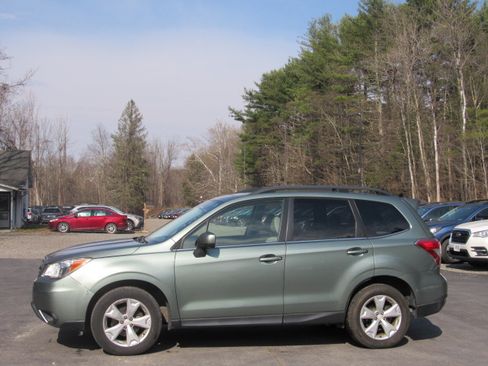Used 2014 Subaru Forester 2.5i Limited image 3