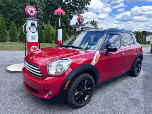 Used 2013 MINI Cooper Countryman UNAVAIL FWD image 1