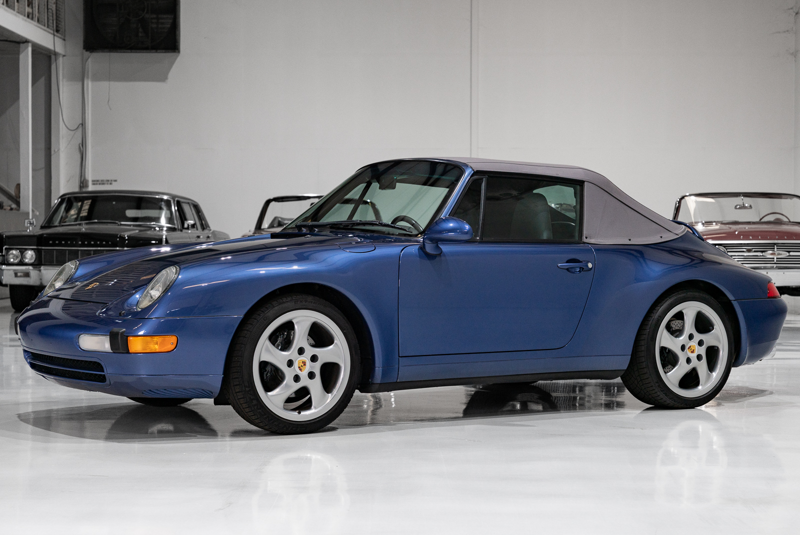 Used 1997 Porsche 911 Carrera Cabriolet RWD image 2