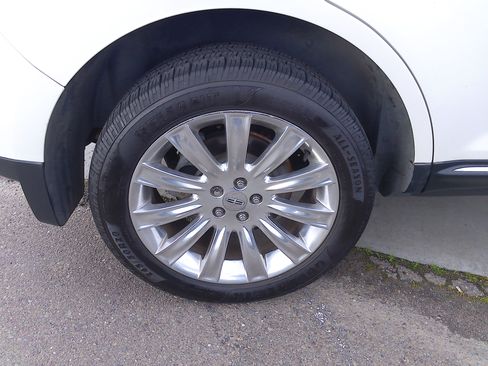 Used 2015 Lincoln MKX image 41