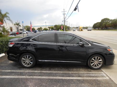 Used 2010 Lexus HS 250h Premium FWD image 6