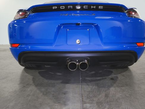 Used 2022 Porsche 718 Cayman S image 54