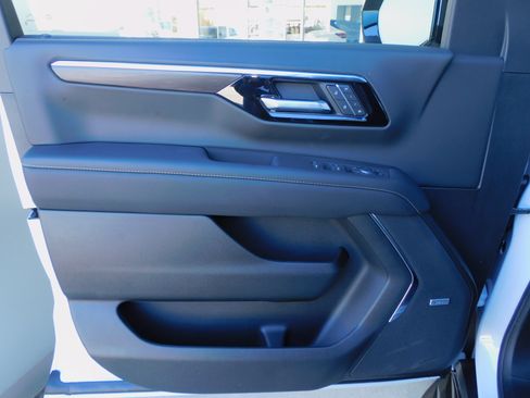 New 2026 Chevrolet Tahoe Premier image 15