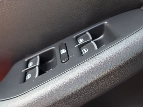 Used 2015 Volkswagen Jetta GLI image 24