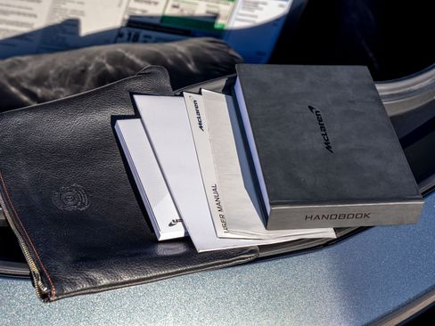 Used 2020 McLaren GT image 23