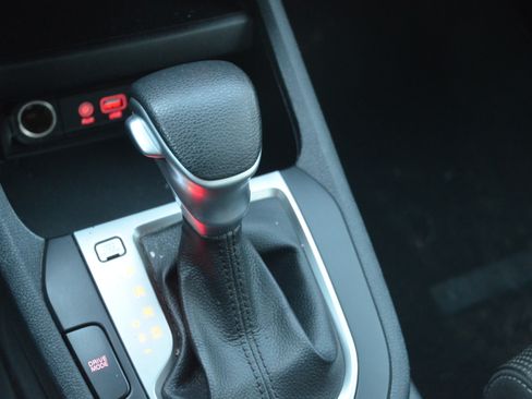 Used 2020 Kia Forte LXS image 19