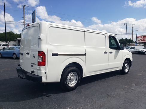 Used 2016 Nissan NV 2500 S image 5