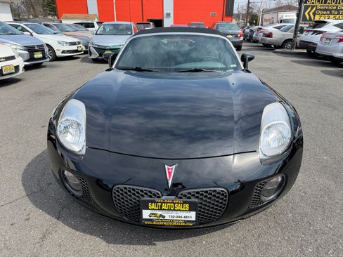 Used 2008 Pontiac Solstice GXP image 21