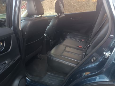 Used 2015 Nissan Rogue SV image 7