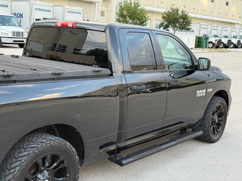 Used 2014 RAM 1500 ST RWD image 56