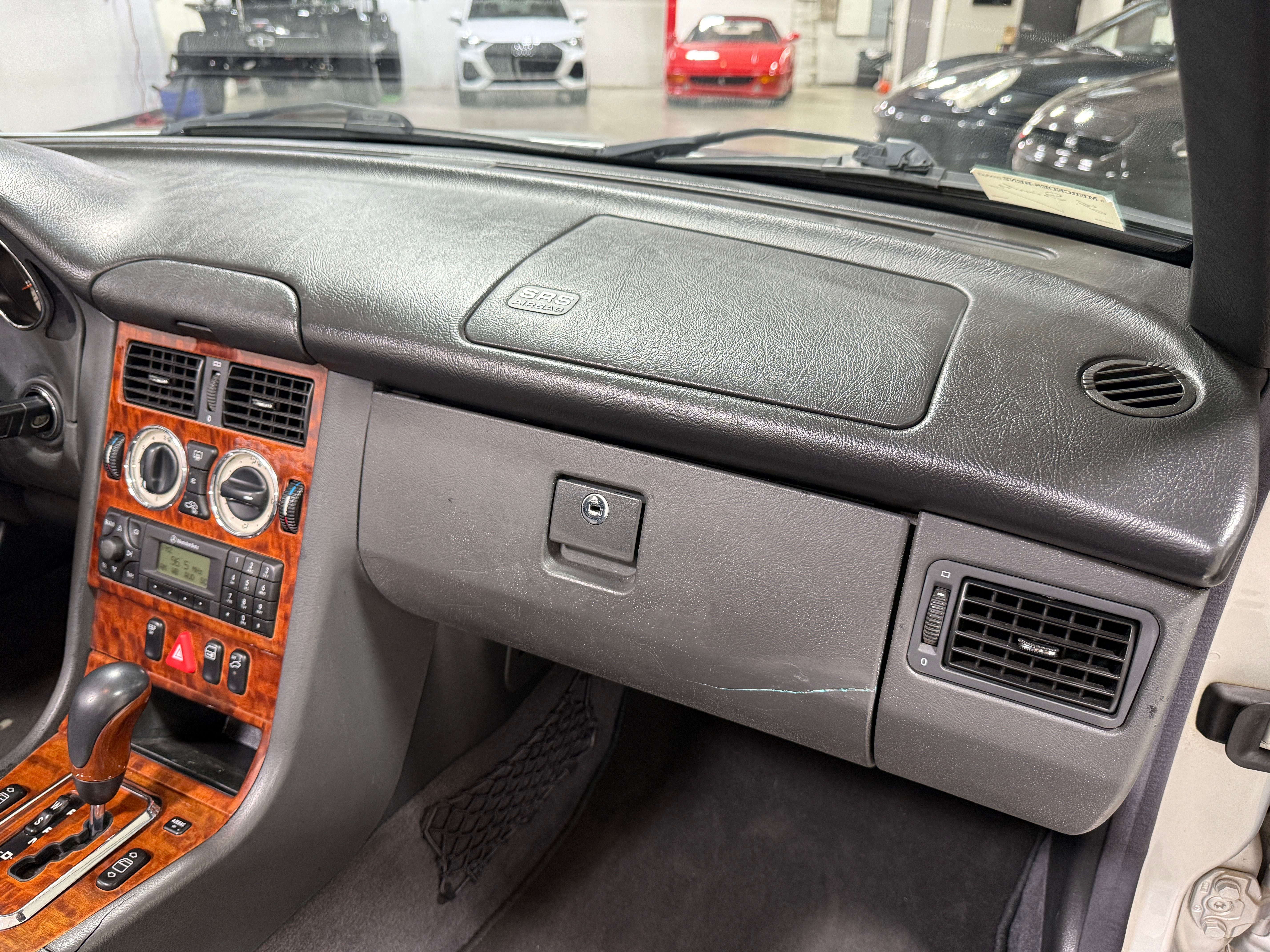 Used 2001 Mercedes-Benz SLK 320 image 28