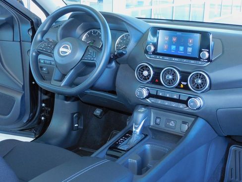 Used 2025 Nissan Sentra S image 25