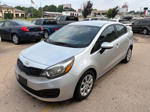 Used 2012 Kia Rio LX Sedan FWD image 1