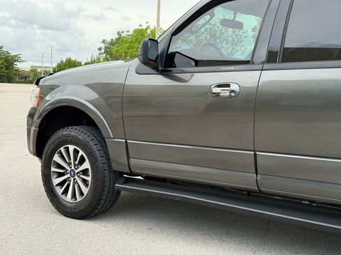 Used 2016 Ford Expedition 2WD image 33