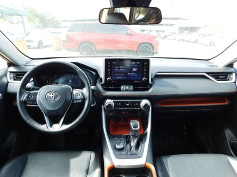 Used 2021 Toyota RAV4 Adventure image 12