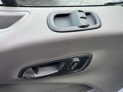 Used 2024 Ford Transit 250 image 15
