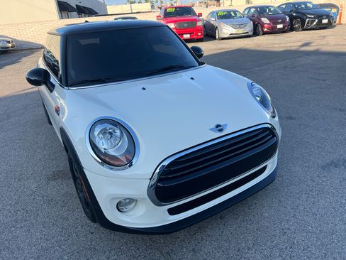 Used 2015 MINI Cooper image 3