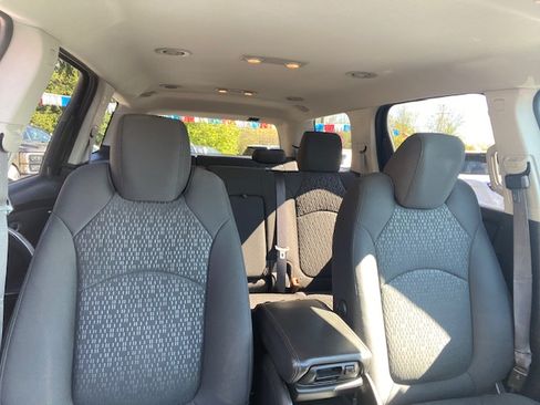 Used 2012 GMC Acadia AWD SL image 11