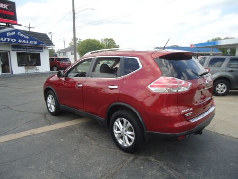 Used 2016 Nissan Rogue AWD SV image 8