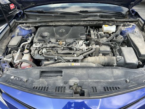 Used 2018 Toyota Camry LE image 6