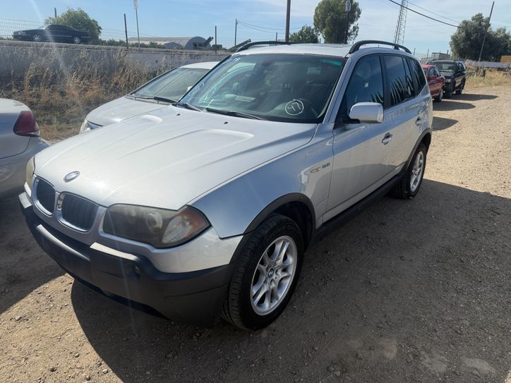 Used 2004 BMW X3 2.5i AWD/4WD image 2