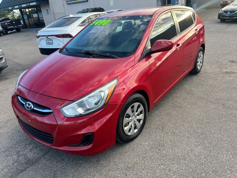 Used 2016 Hyundai Accent SE Hatchback FWD image 5