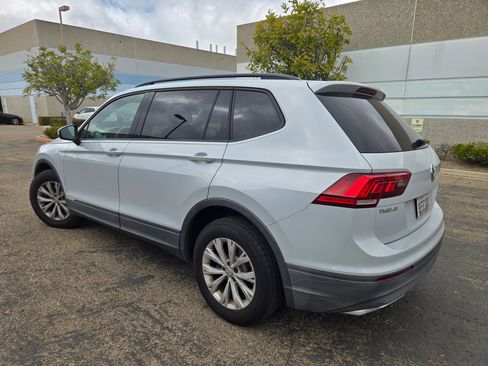 Used 2018 Volkswagen Tiguan S image 3